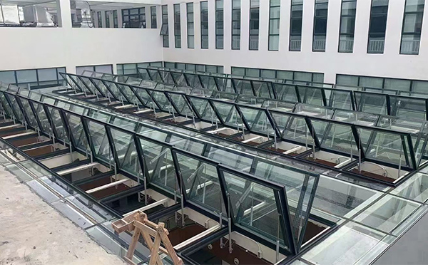 百安科技有限公司近期精河排烟窗项目案例分享 百安科技有限公司近期精河排烟窗项目案例分享